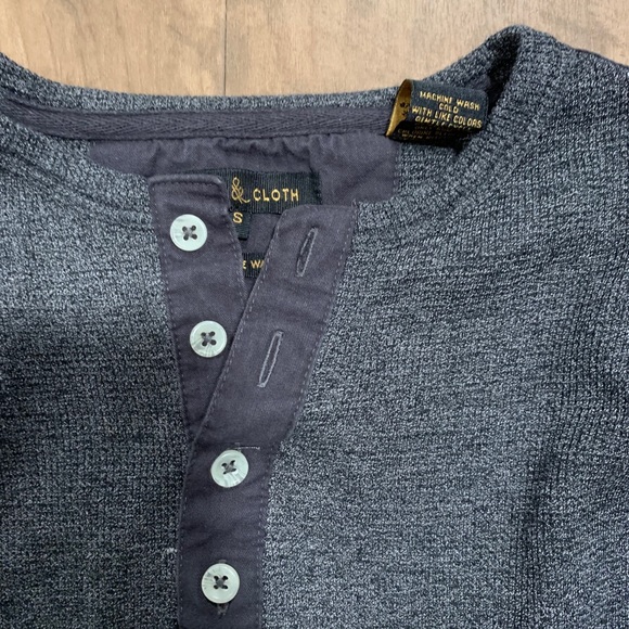 MEN’s LONG SLEEVE - Picture 2 of 4